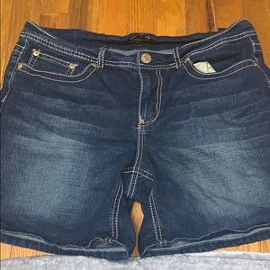 Seven7 denim shorts